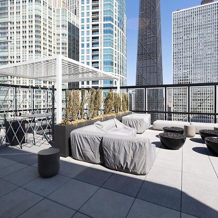 21 East - Chic Dt Apts With Rooftop By Zencity Чикаго Экстерьер фото