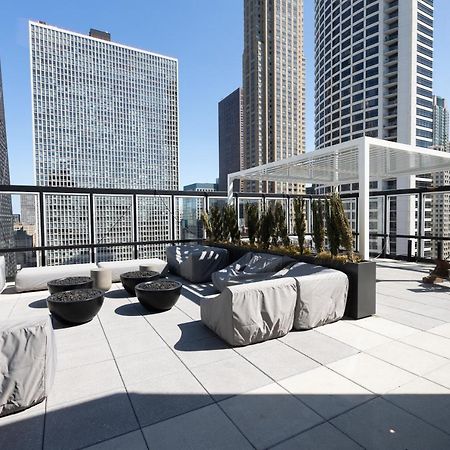 21 East - Chic Dt Apts With Rooftop By Zencity Чикаго Экстерьер фото
